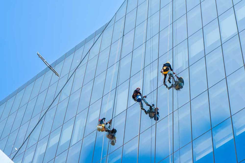 IRATA Guide for Rope Access Solutions